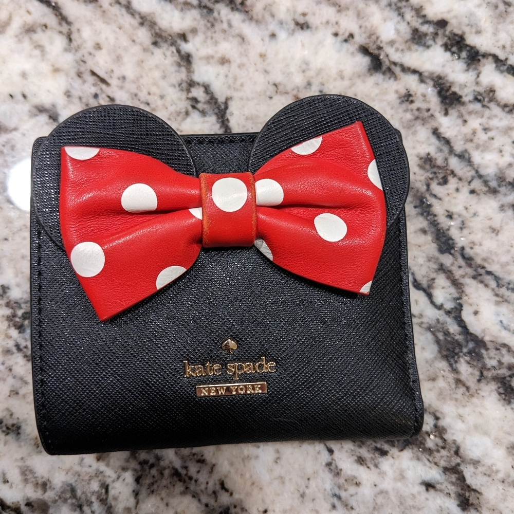 Kate Spade Disney Minnie Mouse Adalyn wallet